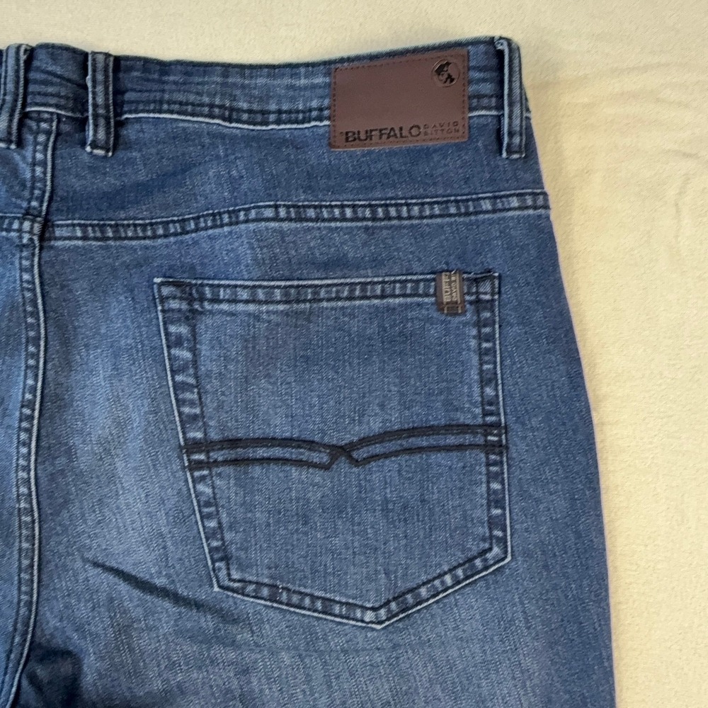 Buffalo David Bitton Jackson Slim Straight Jeans Mens 40x30 Blue Medium Wash - Picture 3 of 8